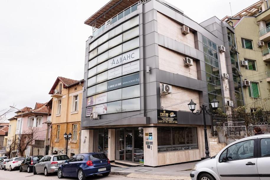Luximo Room Veliko Tŭrnovo Eksteriør bilde