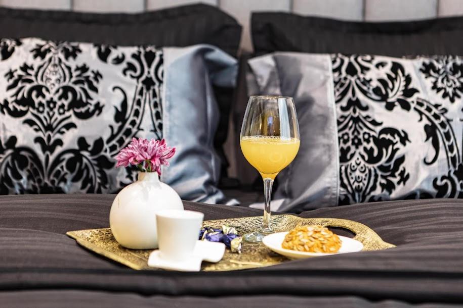 Luximo Room Veliko Tŭrnovo Eksteriør bilde